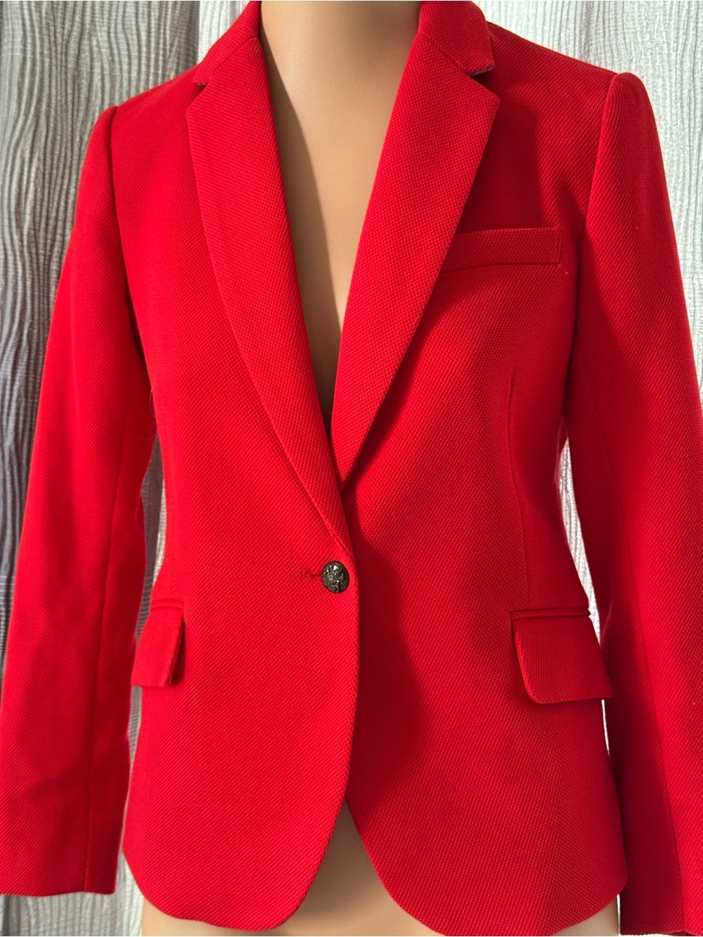 BRITISH KHAKI Red Single-Button Tailored Blazer